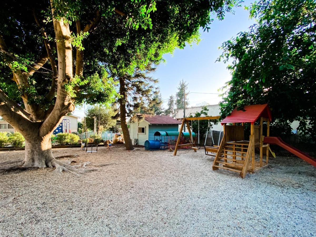 Etzel Tami Hospitality Hotel Neot Golan Exterior photo