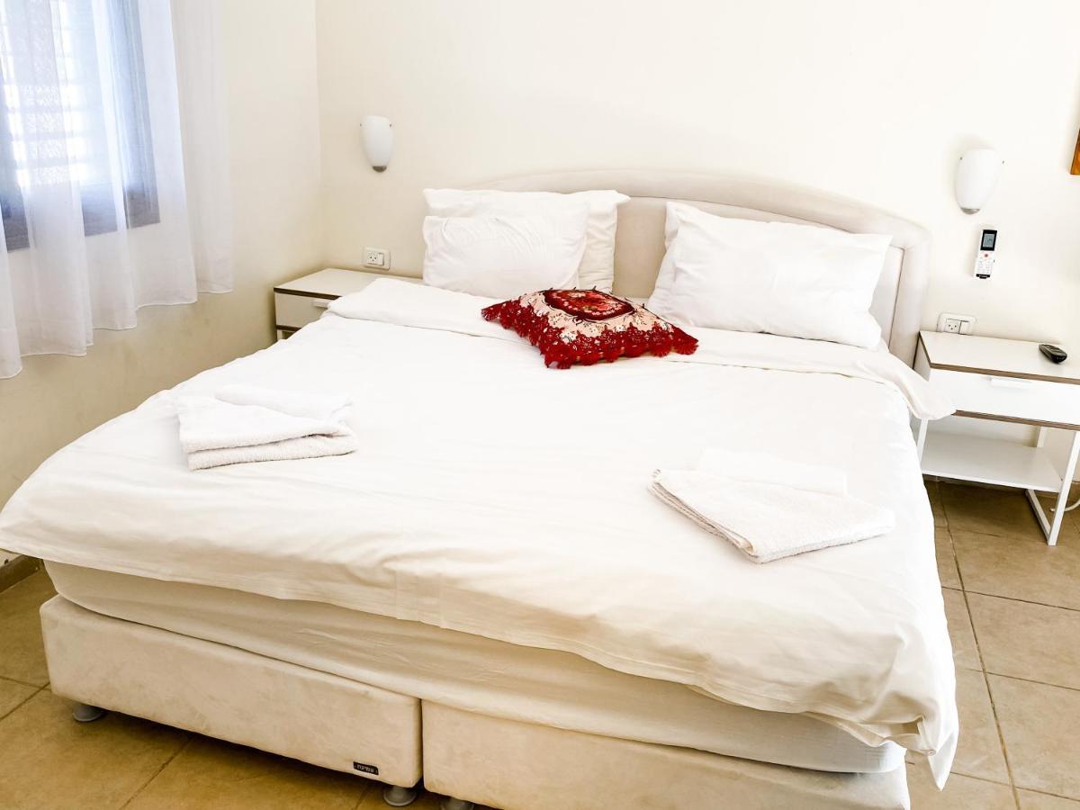 Etzel Tami Hospitality Hotel Neot Golan Exterior photo
