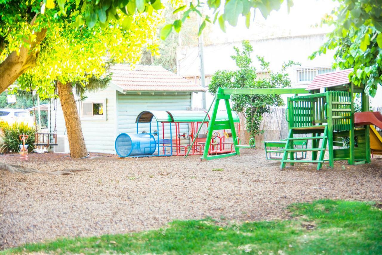 Etzel Tami Hospitality Hotel Neot Golan Exterior photo
