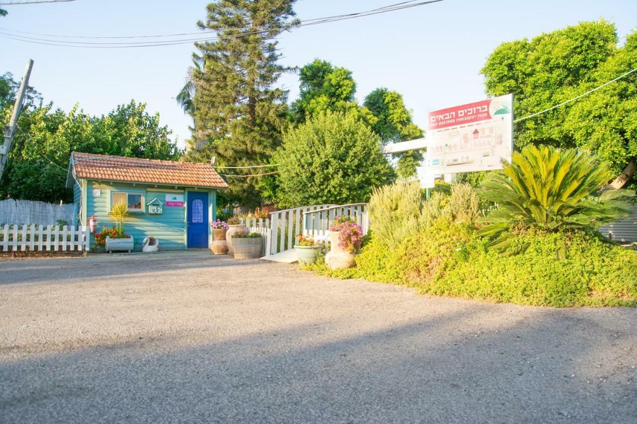 Etzel Tami Hospitality Hotel Neot Golan Exterior photo